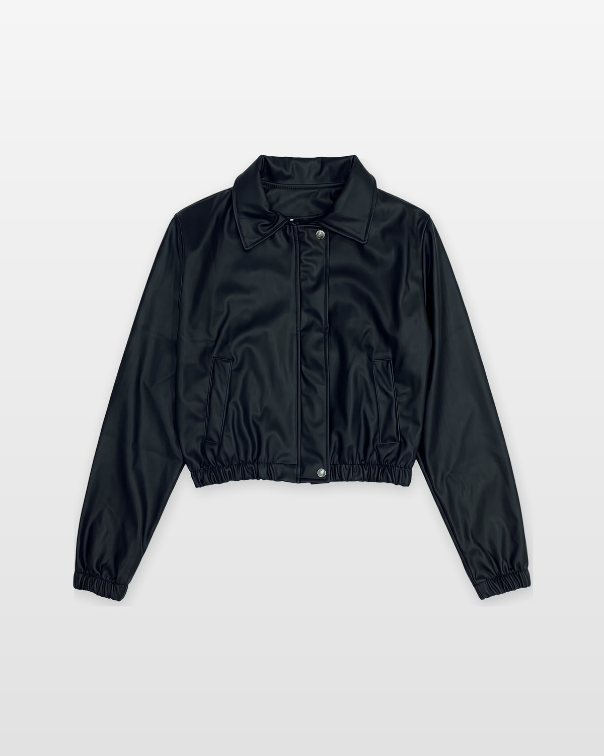 CASACA BOMBER CROP CUERO · Negro