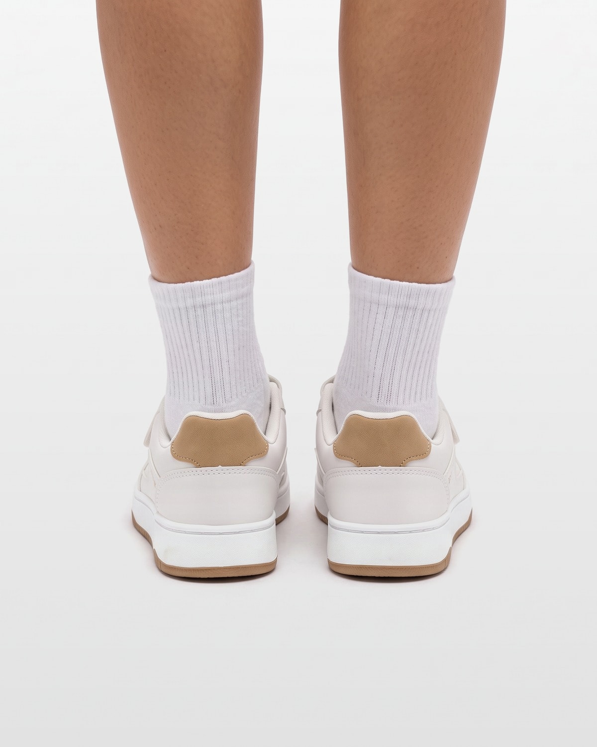VELORA · Blanco